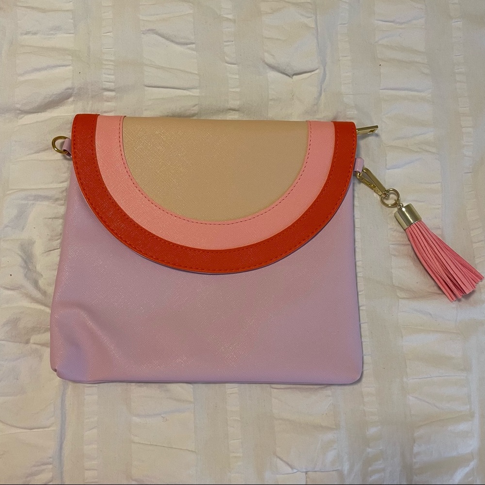 Can’t Clutch This Sunrise Clutch